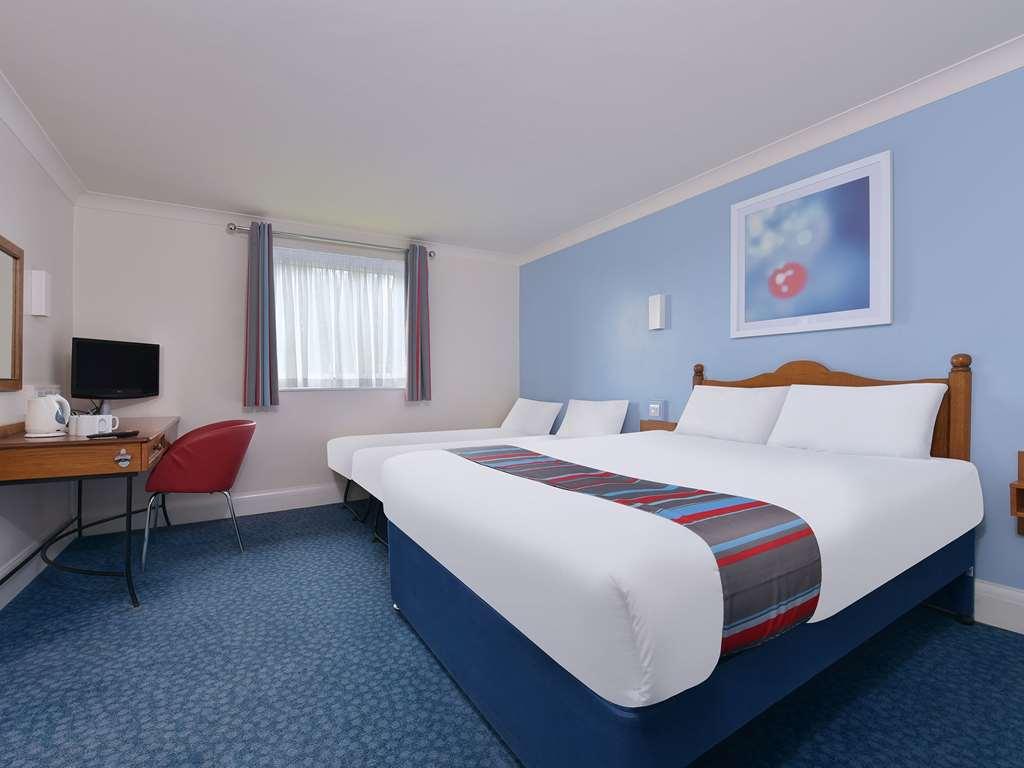Travelodge Plymouth Roborough Quarto foto